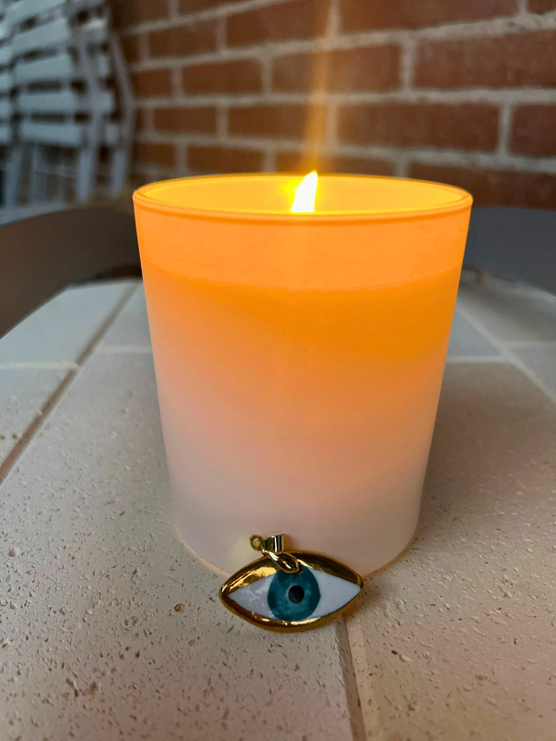 Activa tu amuleto: el ritual lunar que lo cambia todo