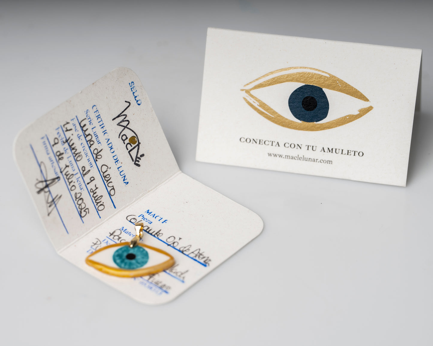 El Ojo de Atenea®  Serie Luna de Esturión® Oro liquido- AGOSTO